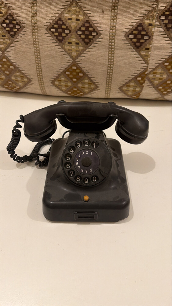 تلفونات ارضية قديمة - 2
