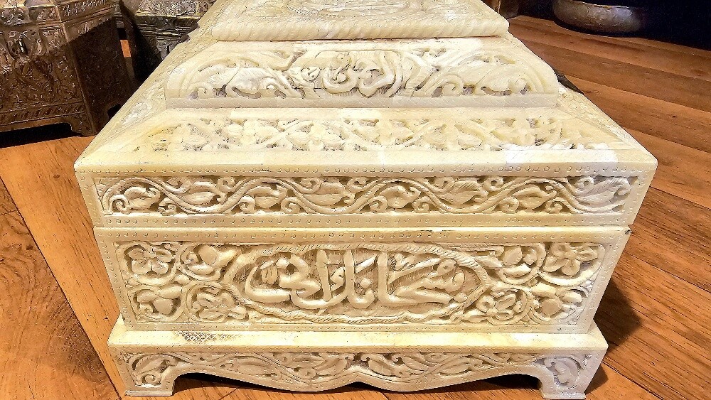 othmani Islamic bone box - 9