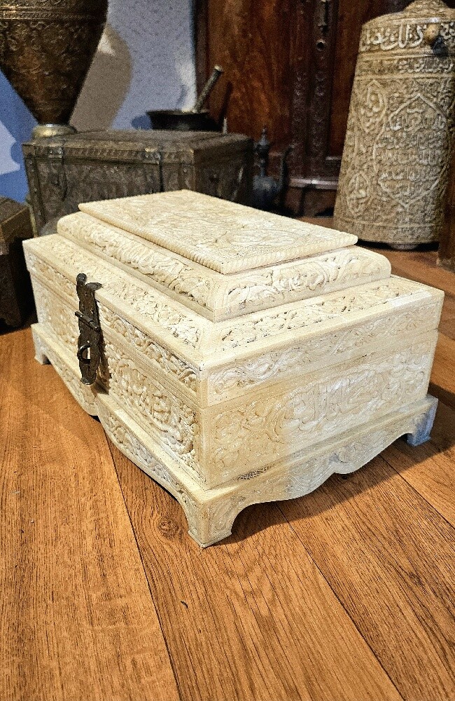 othmani Islamic bone box - 6