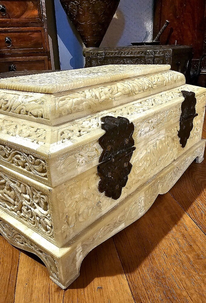 othmani Islamic bone box - 8