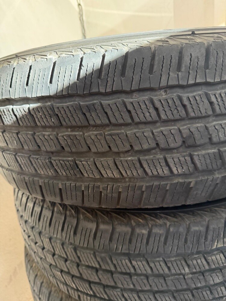 The tires are in very good conditio - 6