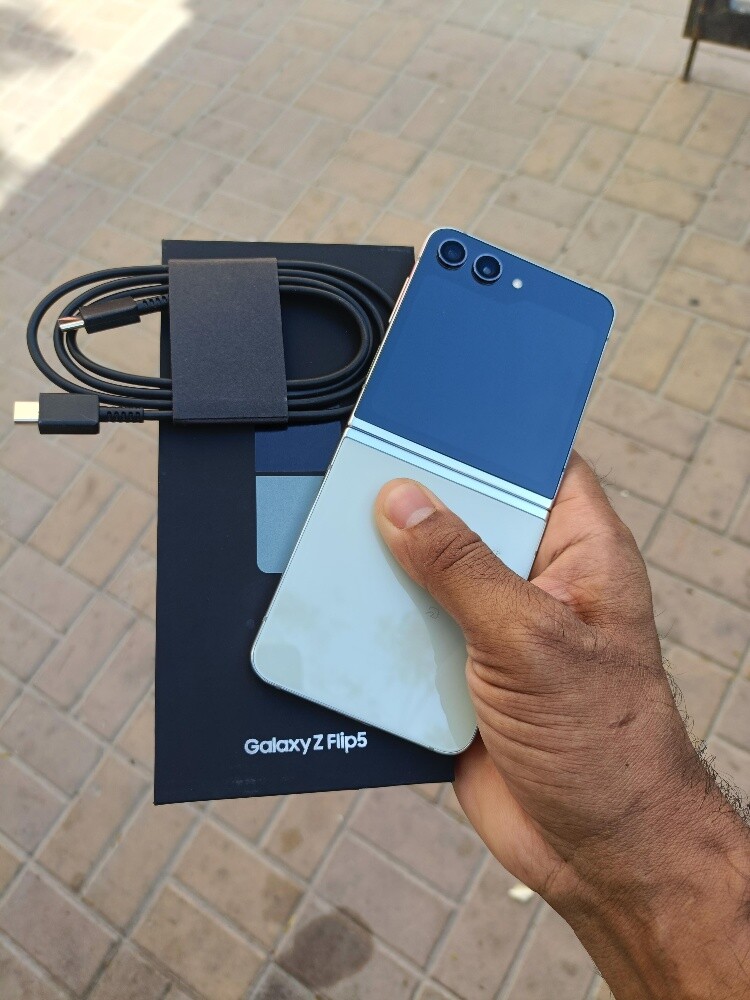 Samsung Galaxy Z flip 5 5G - 10