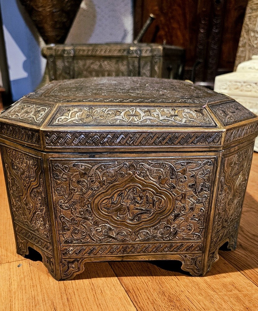 antique brass box - 11