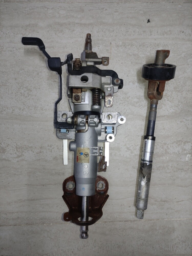 Genuine Toyota Steering Column - 1