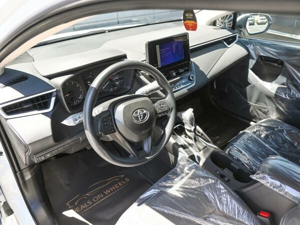 Toyota Corolla LE. 2025 - 5