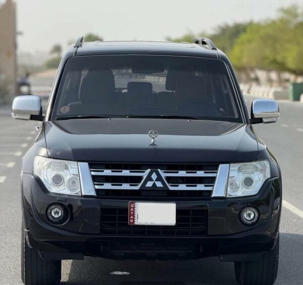 Mitsubishi Pajero 2013 urgent sale - 1
