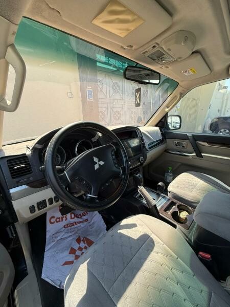 Mitsubishi Pajero 2013 urgent sale - 6