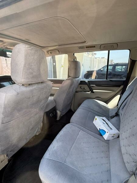Mitsubishi Pajero 2013 urgent sale - 8