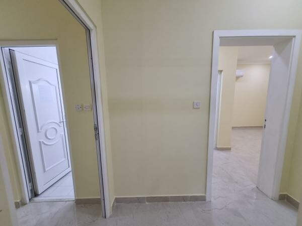 2 BR Apartment next to West Walk - 4