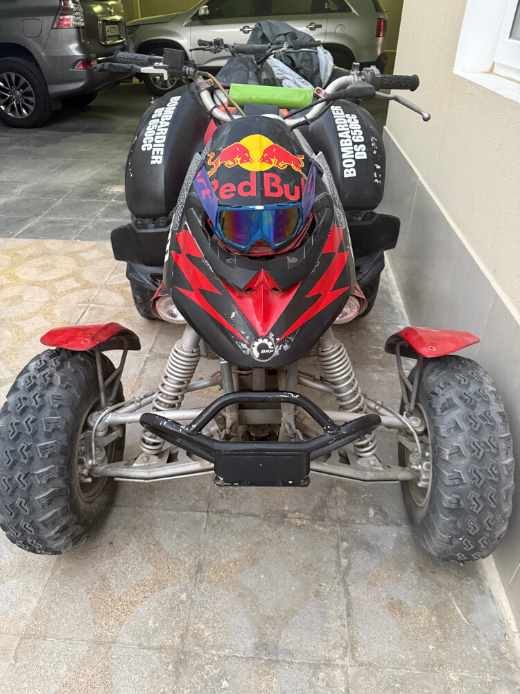 can-am 650cc black one free - 1