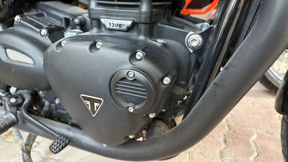 Triumph Bonneville T120 - 5