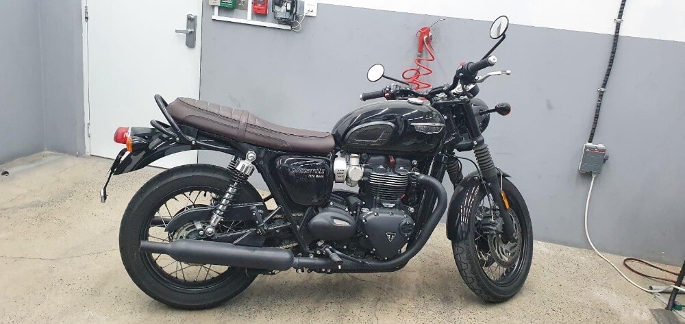 Triumph Bonneville T120 - 4