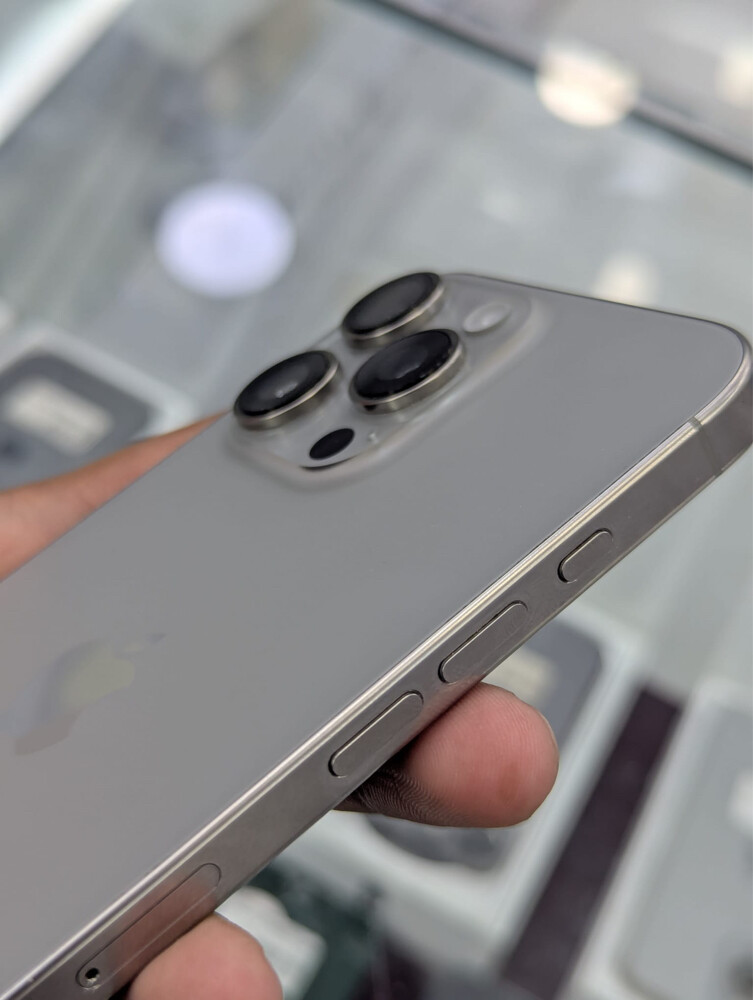 iPhone 16 Pro Max 512GB - 1