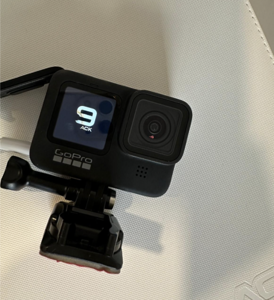 GoPro 9 Black W Freebies|Negotiable - 6