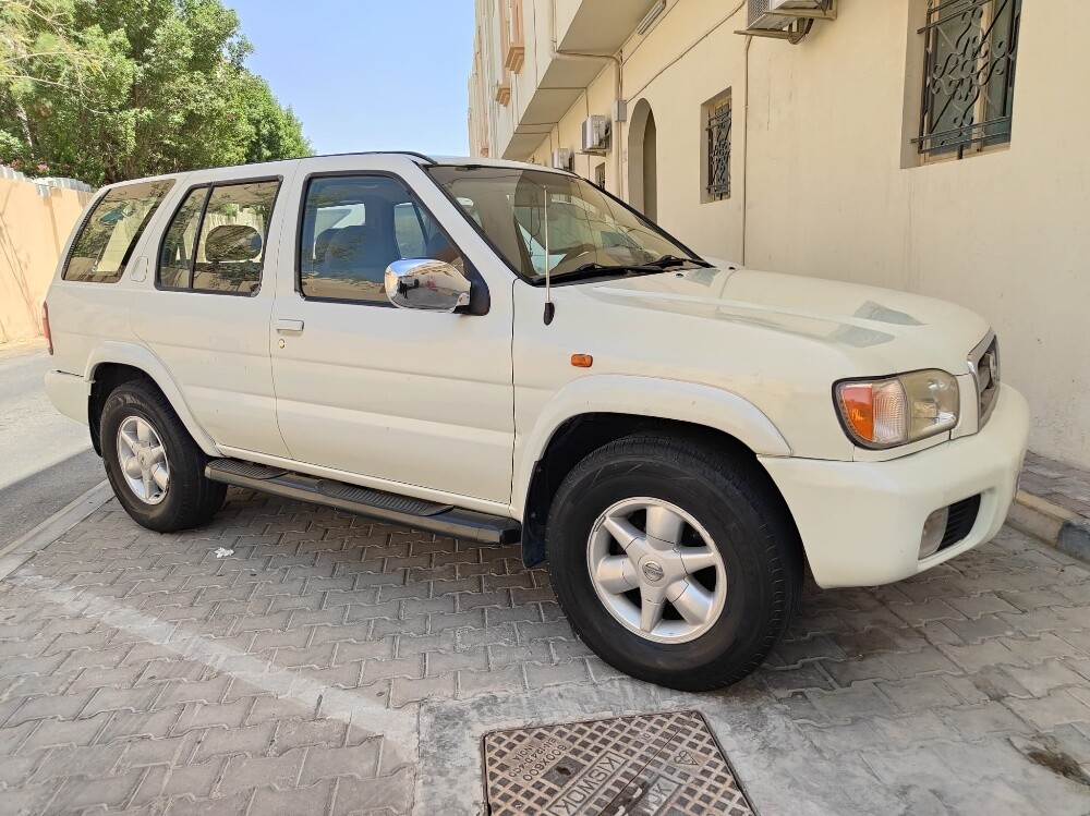 للبيع نيسان باثفندر موديل 2005 - 7