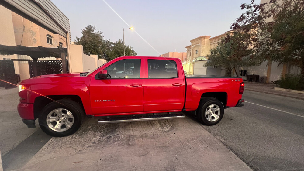 Chevrolet - 4