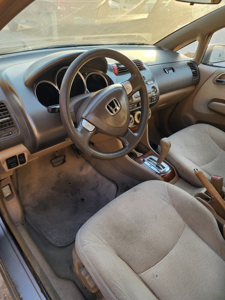 Honda city all parts available - 2