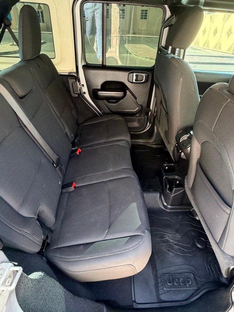 URGENT SALE – 2020 Jeep Wrangler Sp - 6