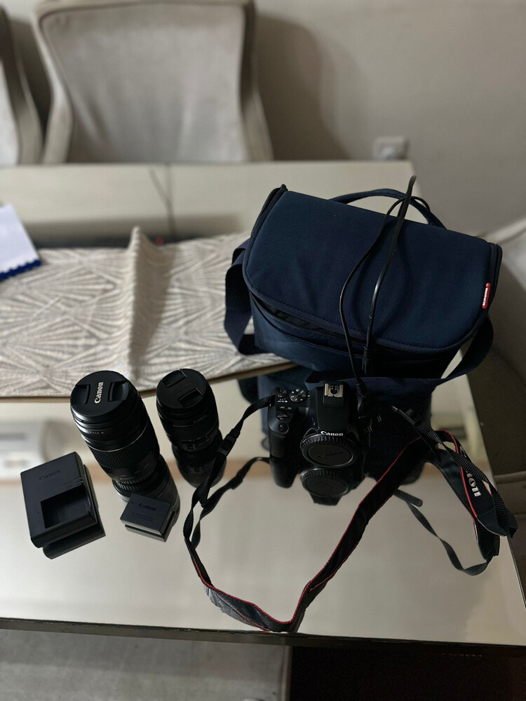 Canon EOS 250D DSLR camera - 3