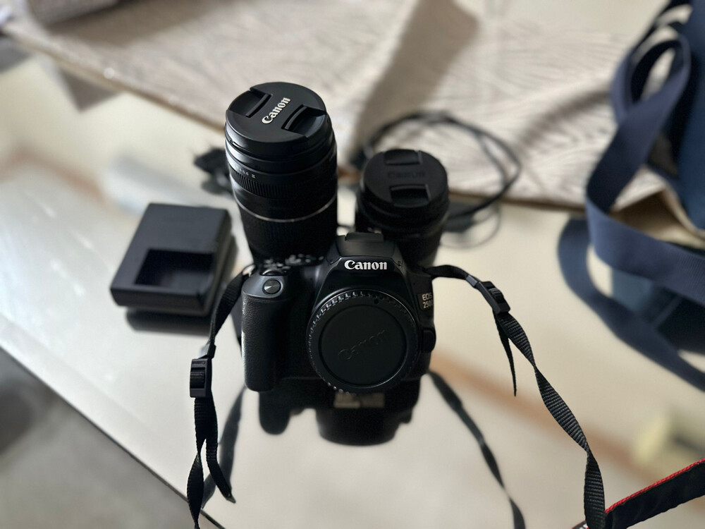 Canon EOS 250D DSLR camera - 1