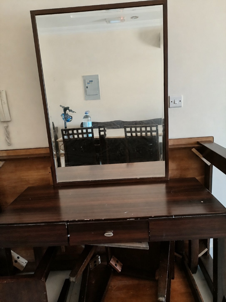 Dining table,Living room table. - 4