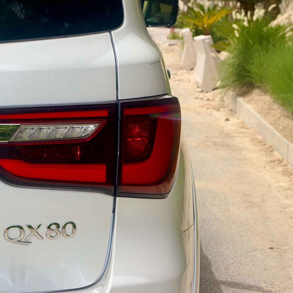 infinity QX 80 2019 Personal  - 18