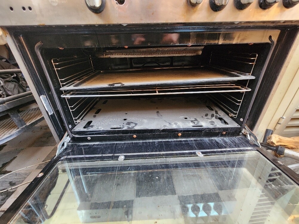 Italian gas stove - 3