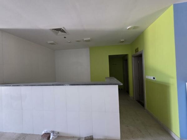 Fully Fitted Shop  in Fox Hills - 5