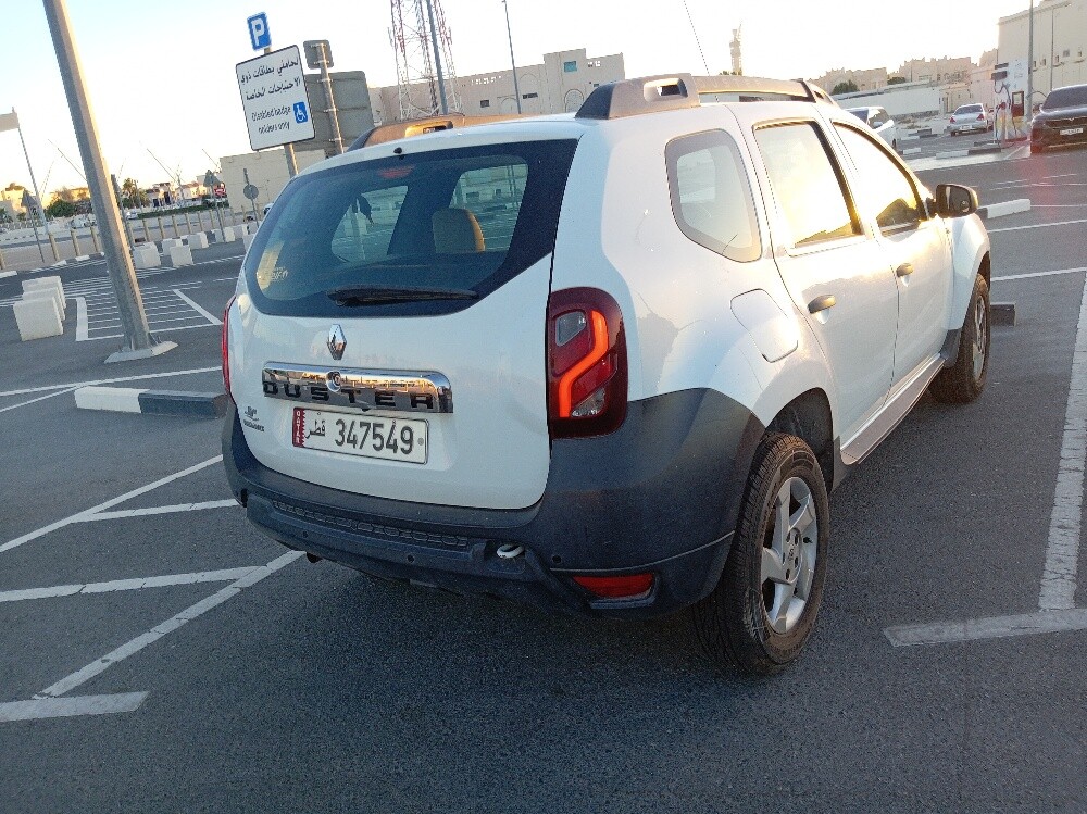 Low Mileage-RENAULT DUSTER 2018 - 2