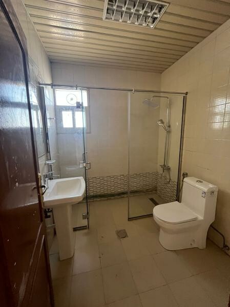 Spacious Villa in Umm Al Amad - 12