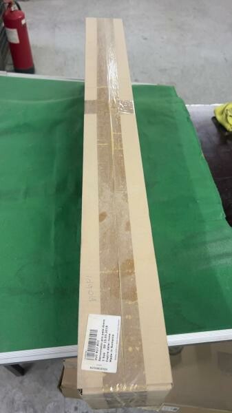 Rear electric tailgate lift strut - 1