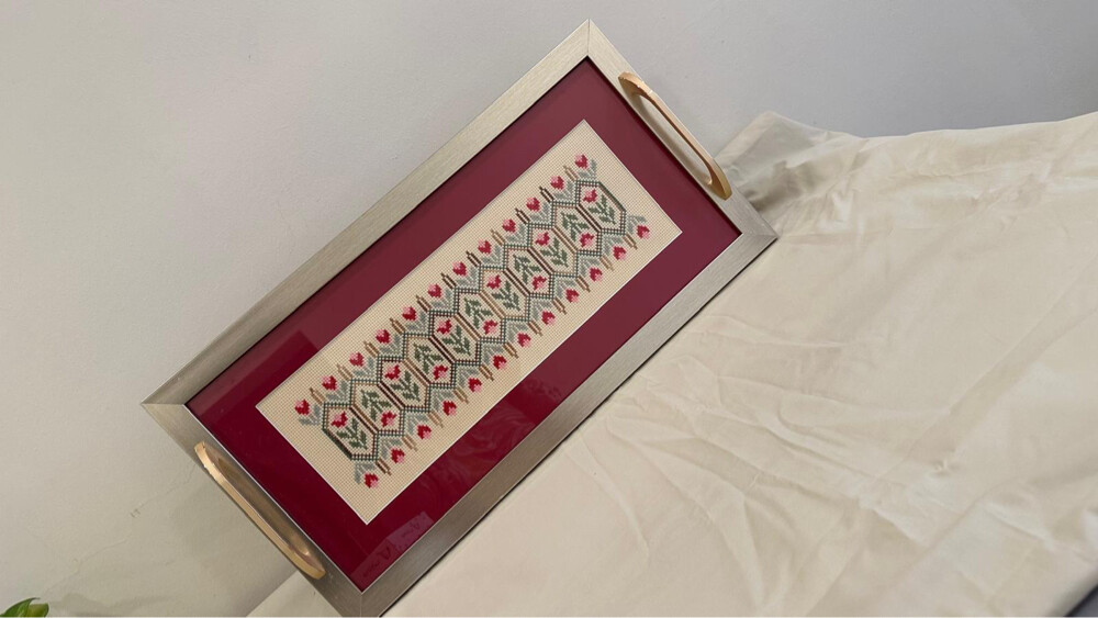 hand embroidered trays  - 5
