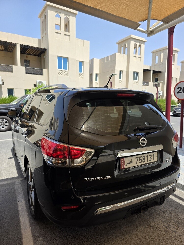نيسان - 3