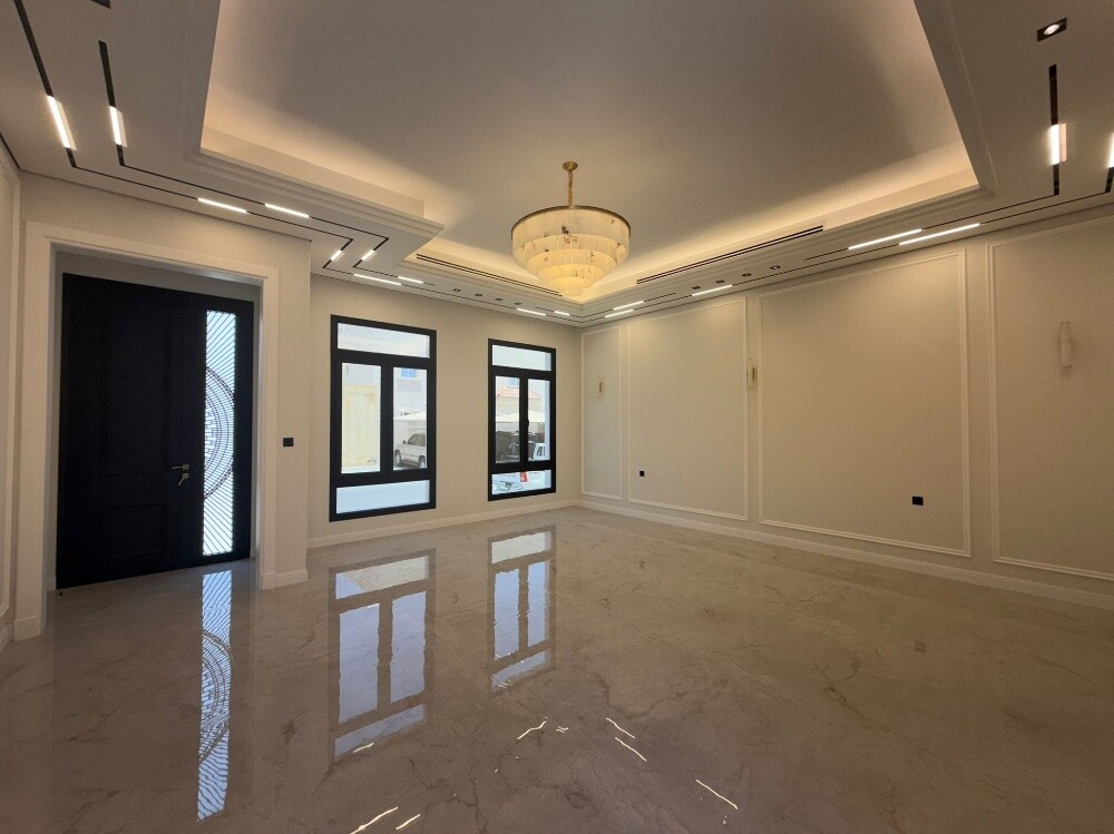 For Sale Luxury Villa/ Al Khraitiya - 27
