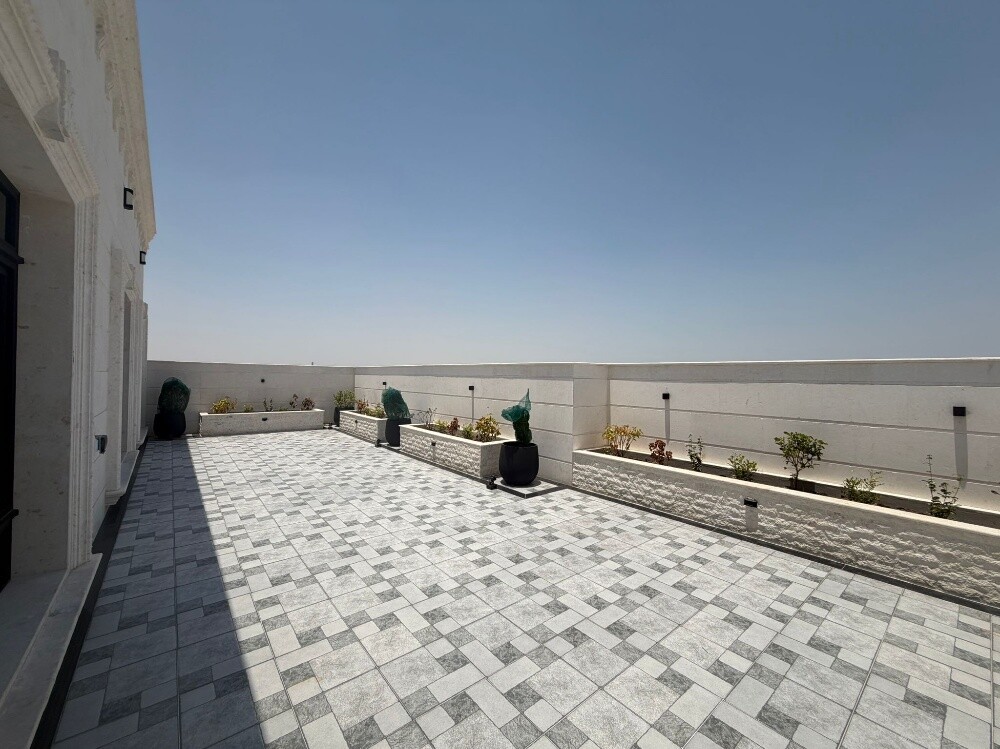 For Sale Luxury Villa/ Al Khraitiya - 25