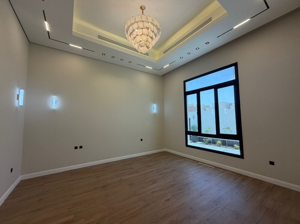 For Sale Luxury Villa/ Al Khraitiya - 16