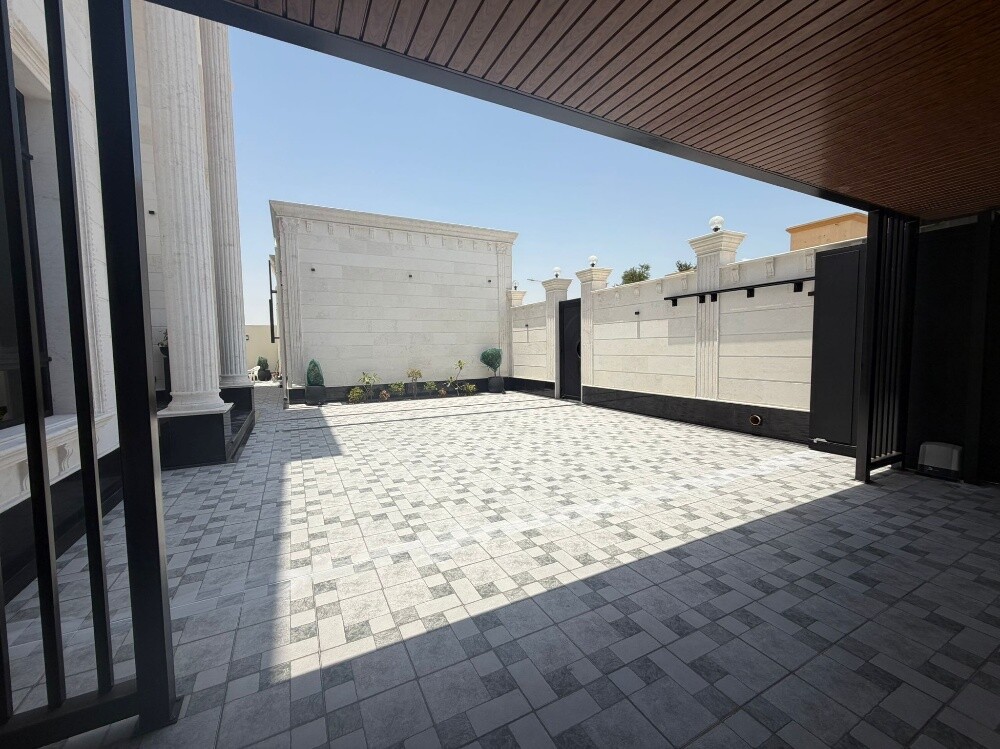 For Sale Luxury Villa/ Al Khraitiya - 8