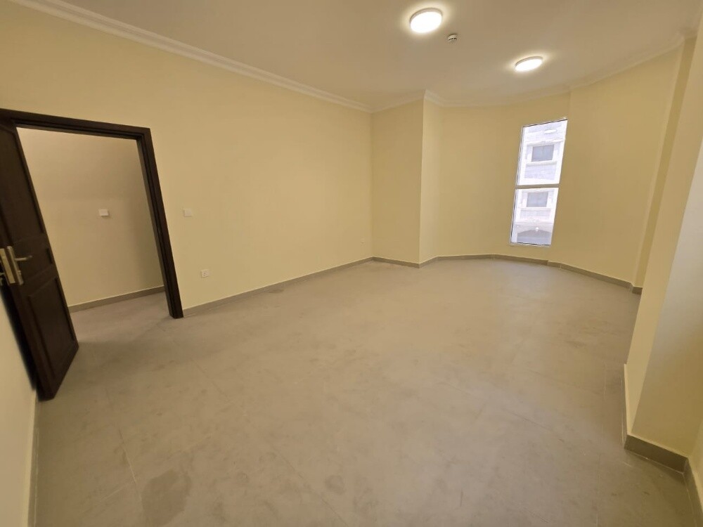 New 3 Bhk UF / Bin Mahmoud - 14