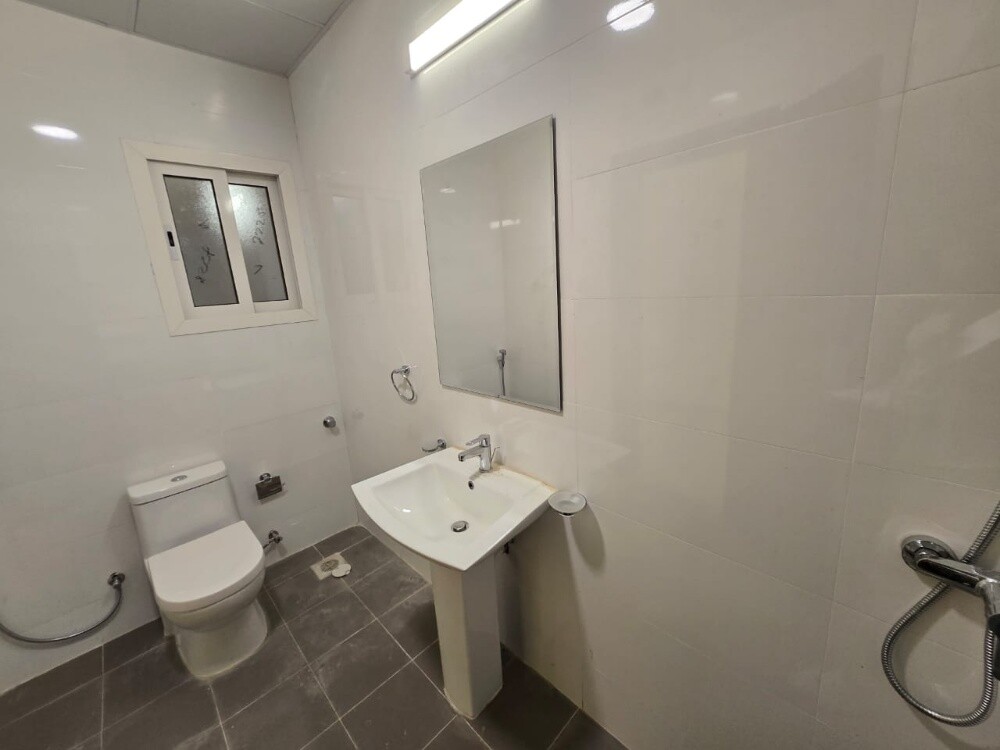 New 3 Bhk UF / Bin Mahmoud - 25