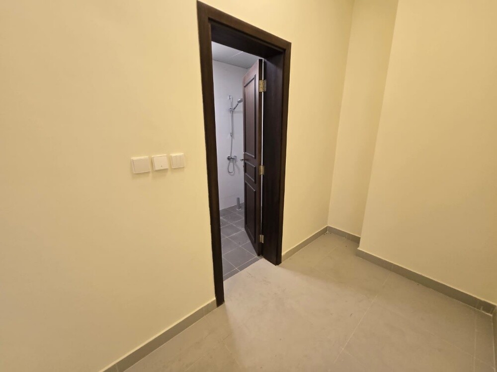 New 3 Bhk UF / Bin Mahmoud - 27