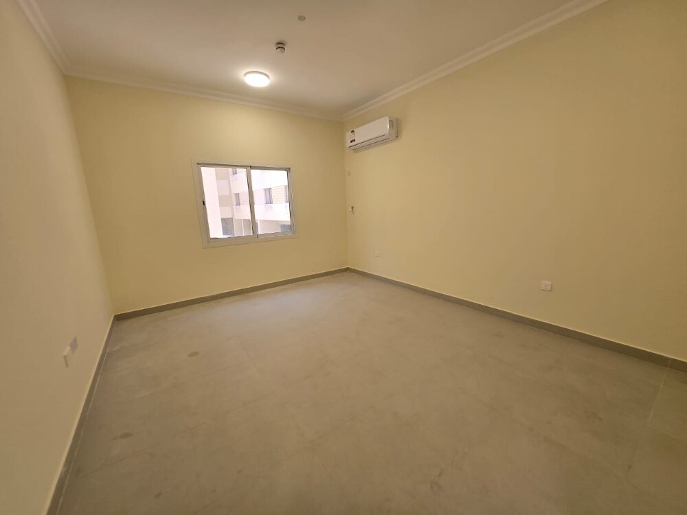 New 3 Bhk UF / Bin Mahmoud - 11