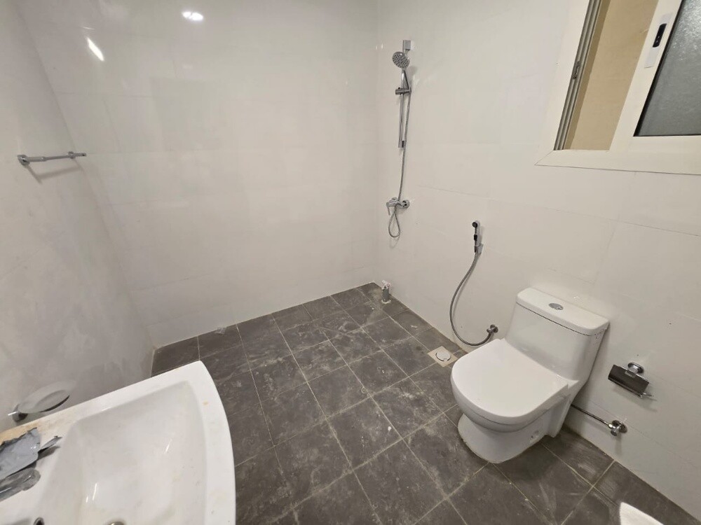 New 3 Bhk UF / Bin Mahmoud - 7