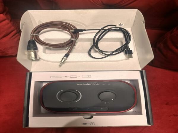 Focusrite Vocaster One  Perfect fo - 4