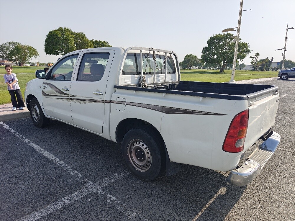 Toyota  Hilux DIESEL  2007 Model - 3