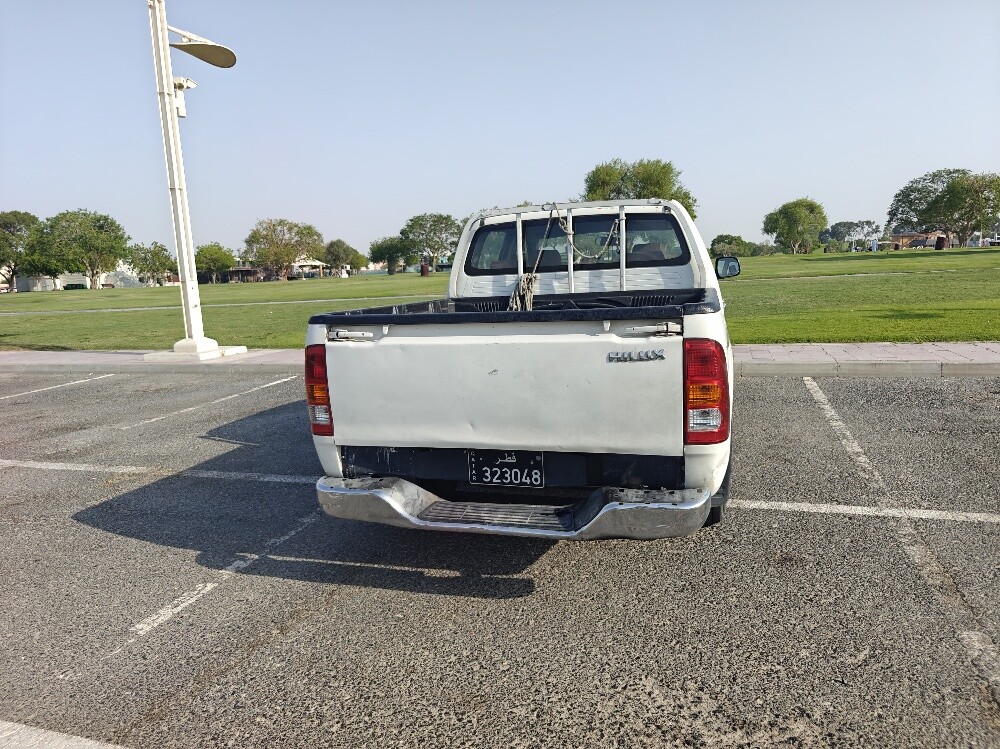 Toyota  Hilux DIESEL  2007 Model - 7