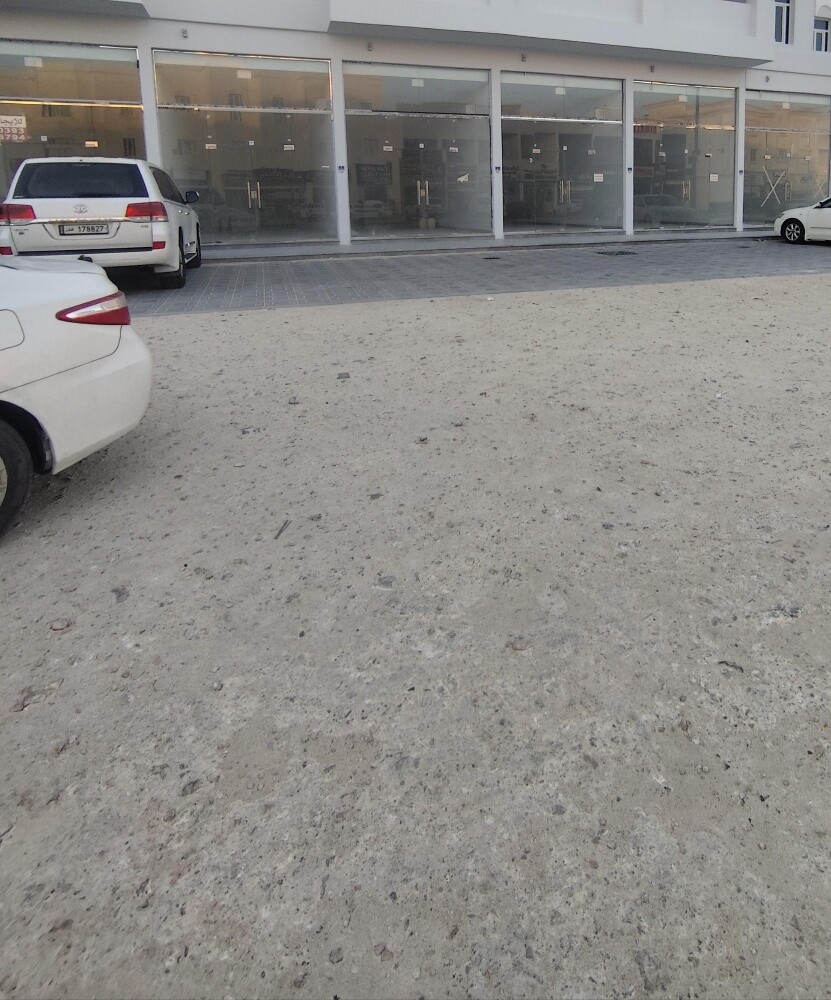 Shops for rent in Umm Qarn - 1
