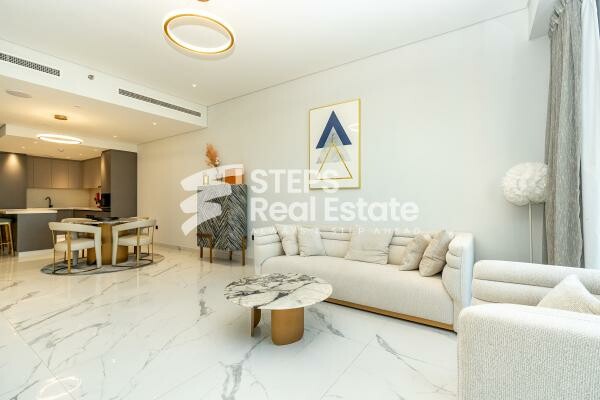 Spacious Apartment with Balconies - 8