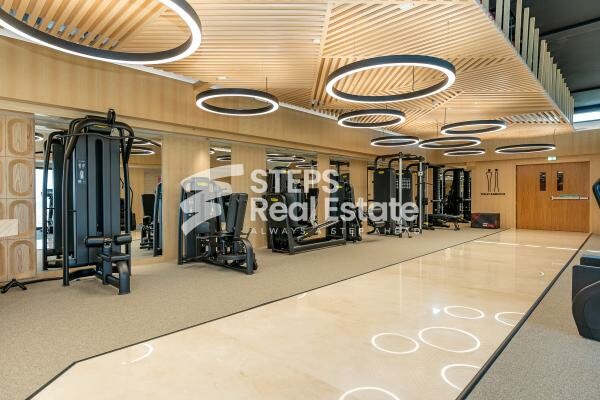 Spacious Apartment with Balconies - 4