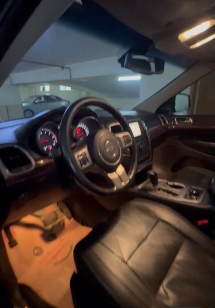 Jeep grand Cherokee limited 2012 - 2
