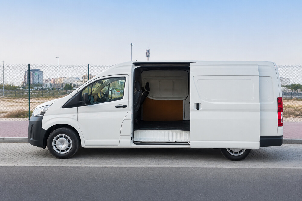 Toyota hiace cargo van  - 1